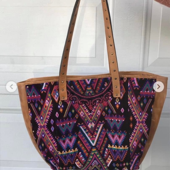 DC Guatemala Victoria Tote - Picture 3 of 3